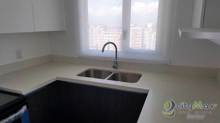 En renta Apartamento con Linea Blanca en Zona 10