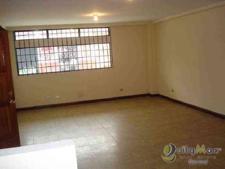 Apartamento en renta en zona 10 cerca de la UFM