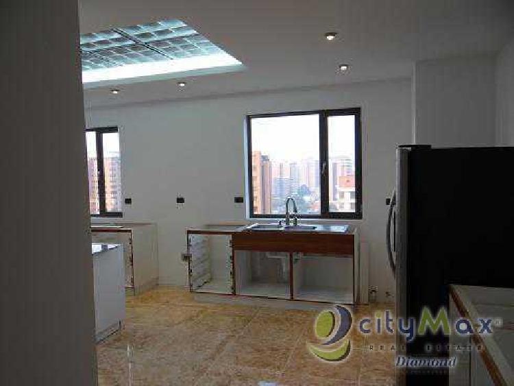 Alquilo Elegante Apartamento de 530.00m2 en Zona 14 