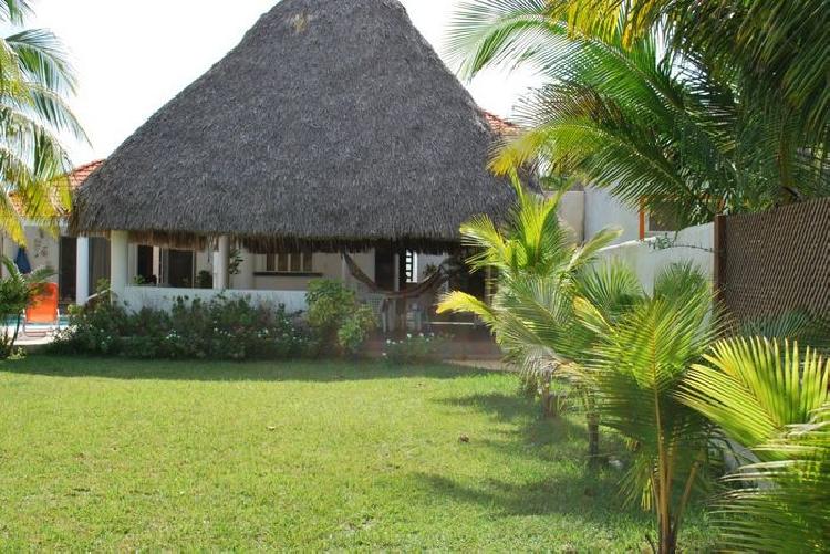 CASA DE PLAYA EN VENTA EN MONTERRICO