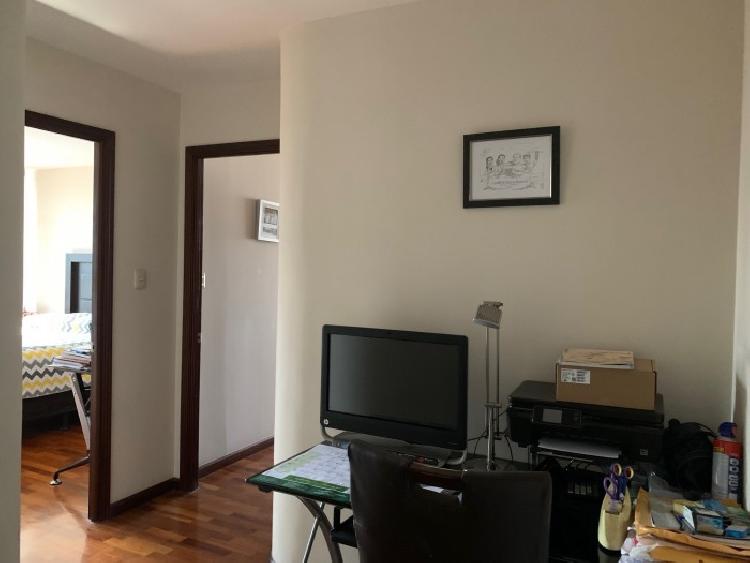 Apartamento en venta en nivel alto zona 15 San Lazaro