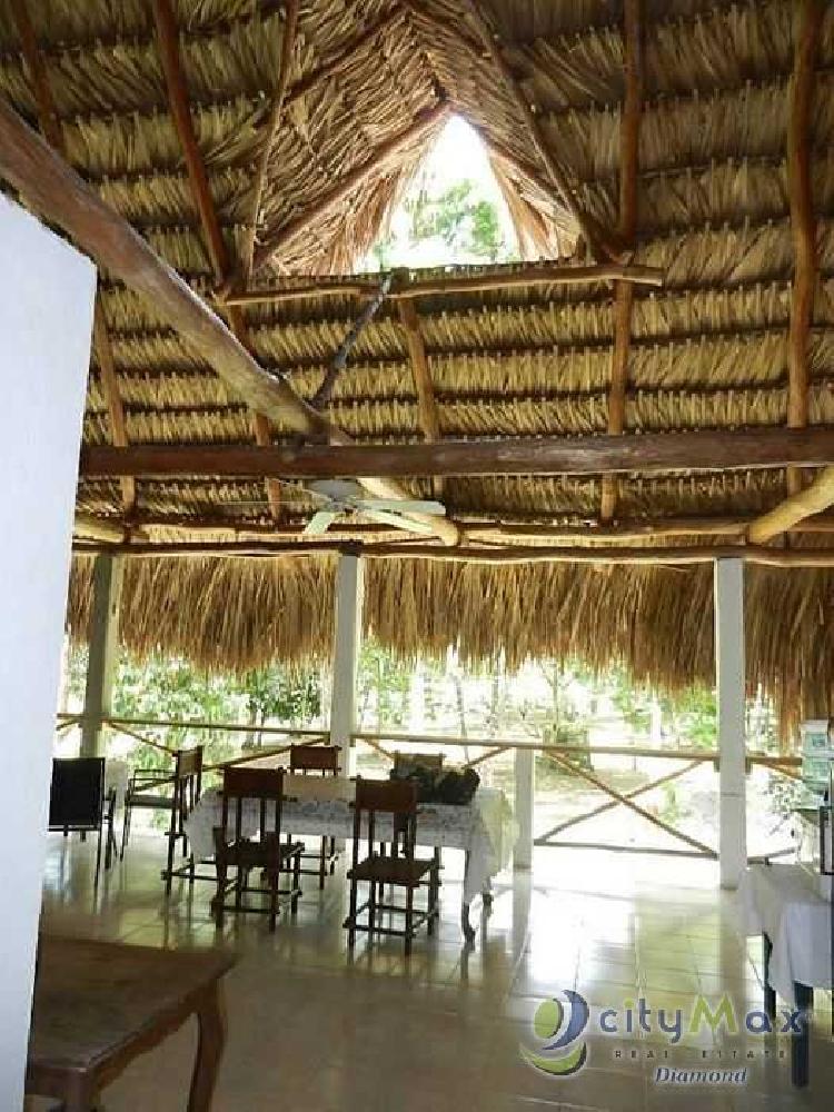 CASA VACACIONAL EN VENTA EN RIO DULCE PUERTO BARRIOS IZABAL GUATEMALA