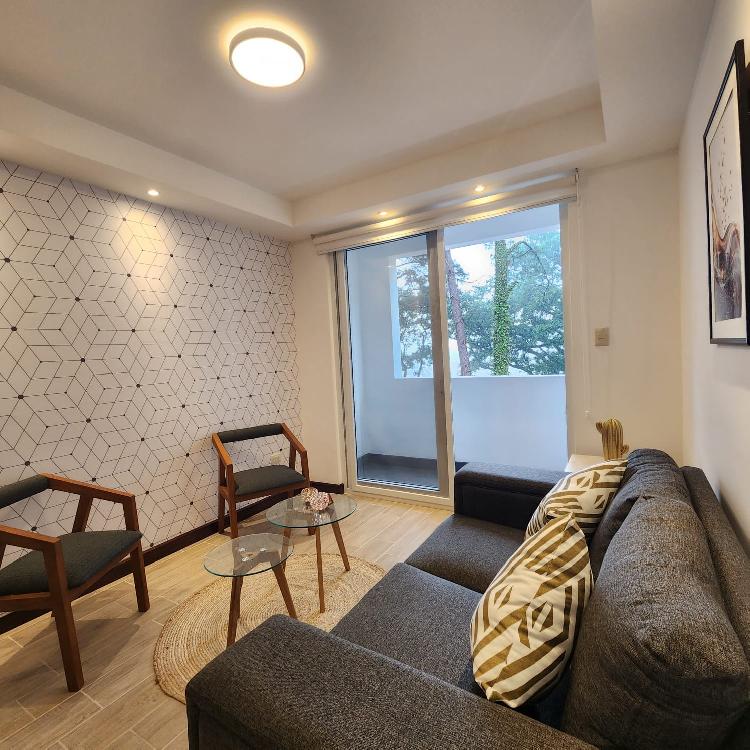 Apartamento en alquiler en Kanajuyu Zona 16