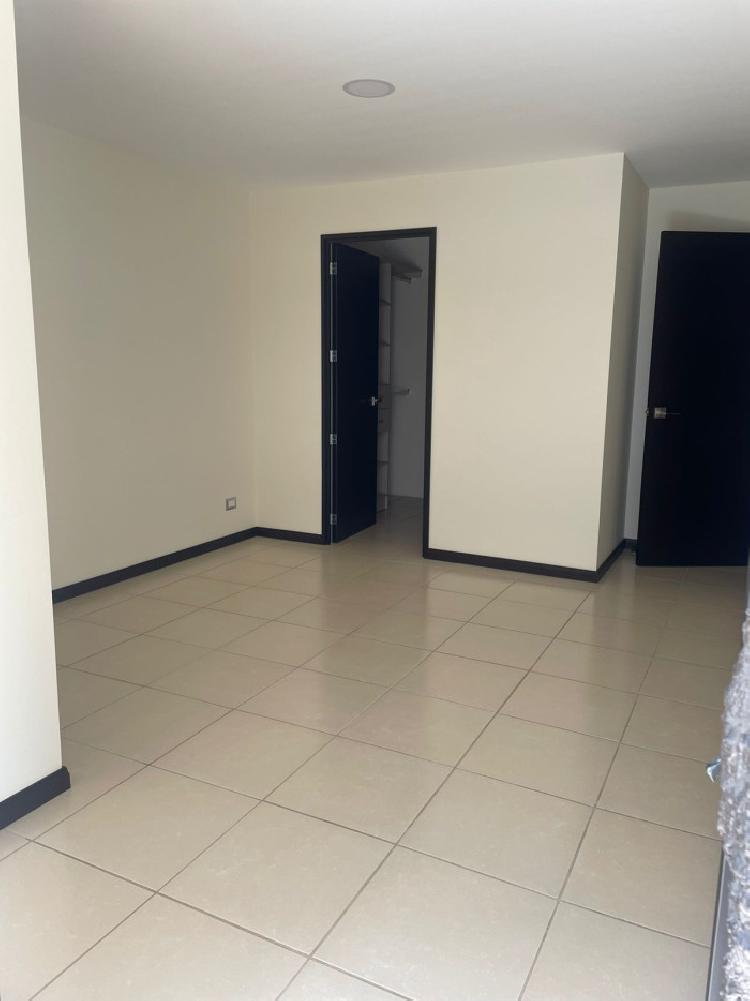 Apartamento en Renta en Zona 11 Las Charcas