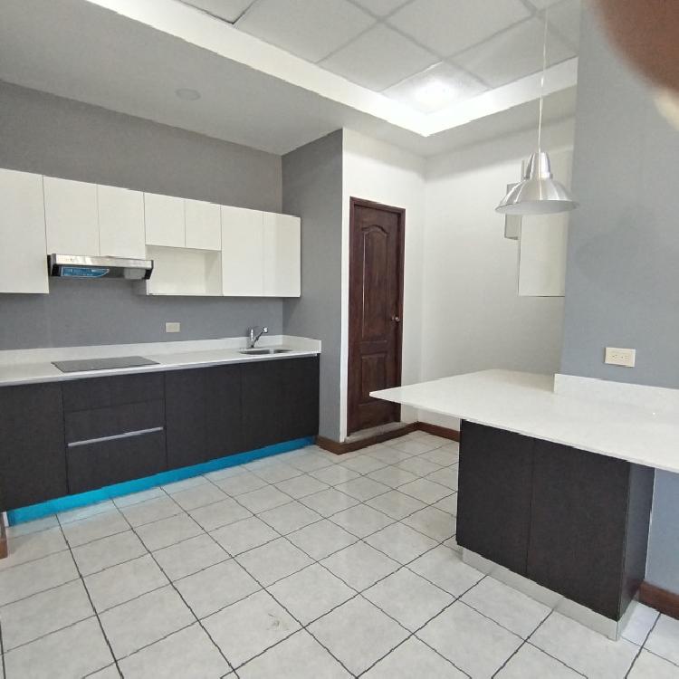 Apartamento en Renta en Zona 5 Colonia Vivibien