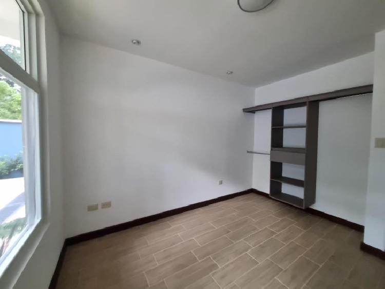 Apartamento 2 hab. en Renta en Kanajuyu Zona 16