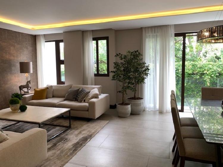 294 mt de Amplio y elegante apartamento VENTA zona 14