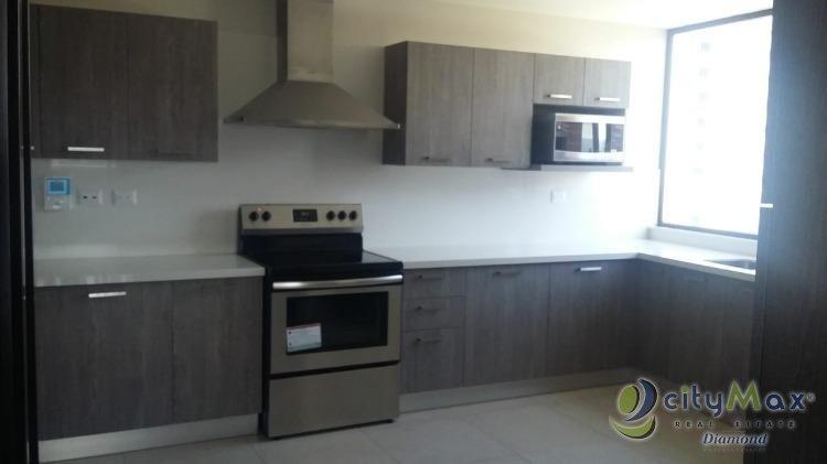 En venta apartamento en zona 14 nivel alto