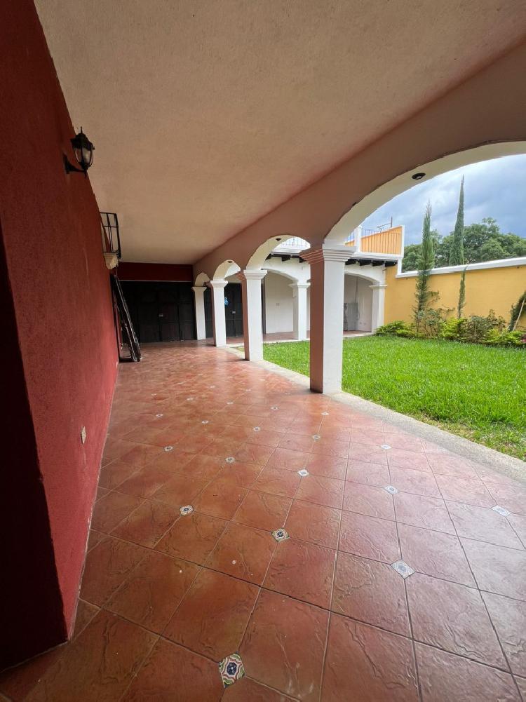 Casa con 5 habitaciones en Antigua Guatemala