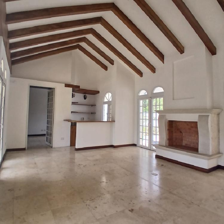 Exclusiva Casa en Venta Cayala Zona 16