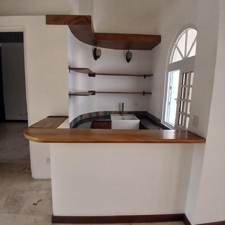 Exclusiva Casa en Venta Cayala Zona 16