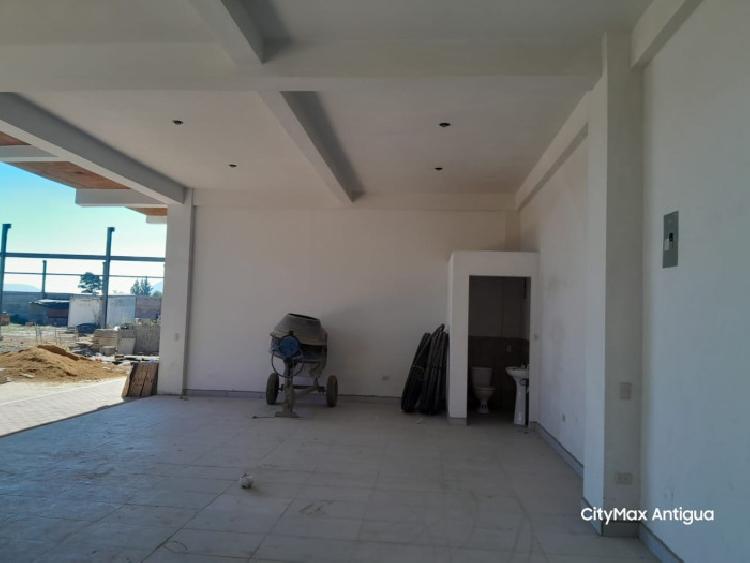 Local Comercial en Renta en el  Libramiento de  Chimalt