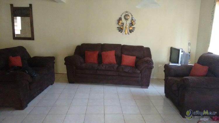 ¡CityMax Antigua vende casa en San Lucas para negocio!