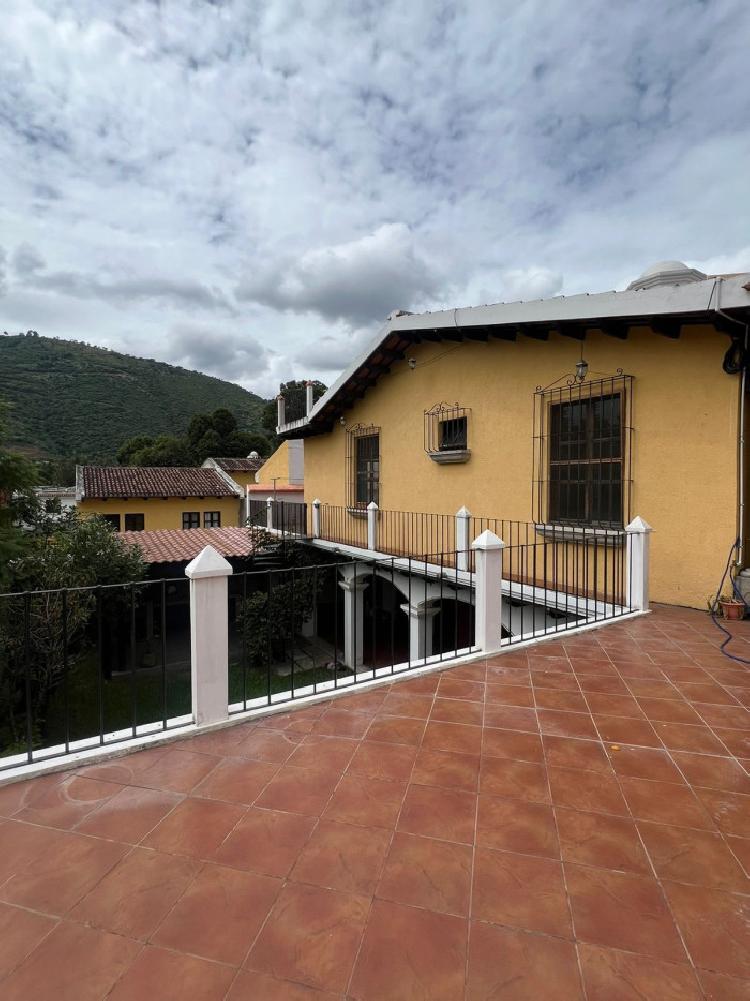 Casa con 5 habitaciones en Antigua Guatemala