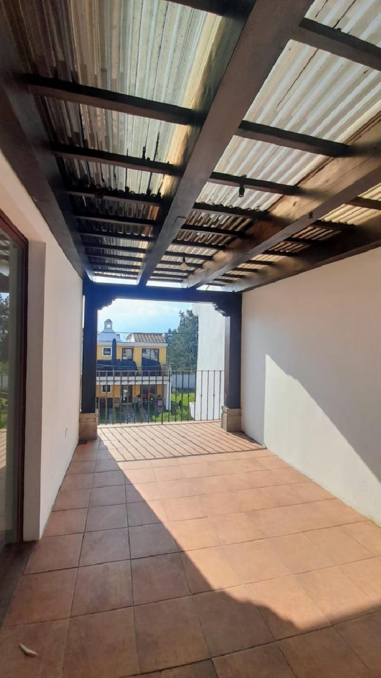 Venta de casa en exclusivo residencial de San Miguel D.