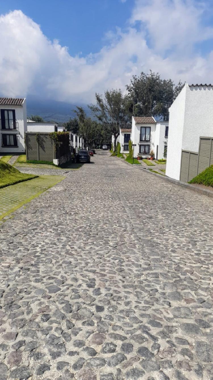 En Renta Casa Amueblada en Residencial cerca de Antigua