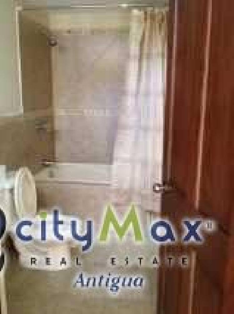 ¡CityMax vende casa en condominio en San Lucas!