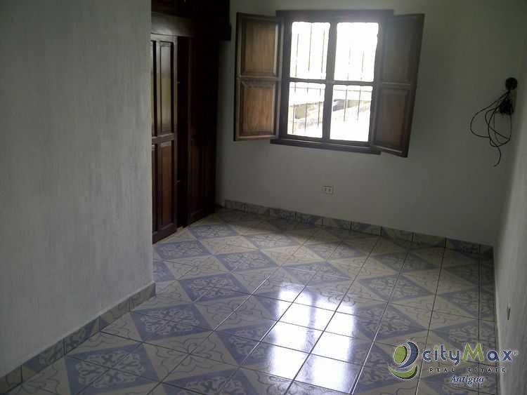 Venta y renta en casa de San Pedro Las Huertas!!