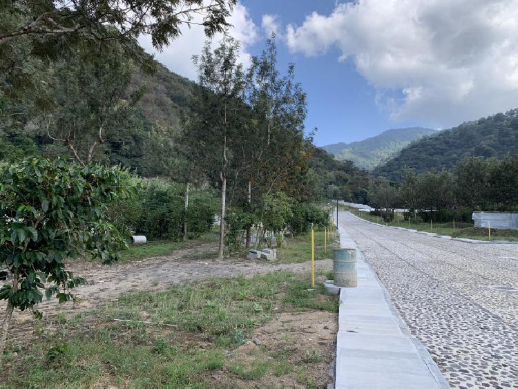 Se vende terreno en Residencial Los Apostoles