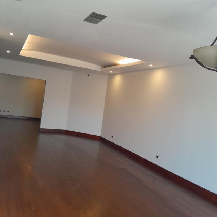 Apartamento en Venta en Zona 10