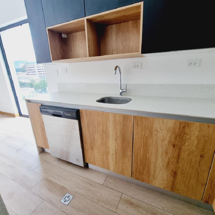 Apartamento de 2 habitaciones en Venta Aoki, zona 14