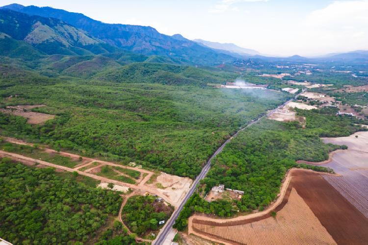 En Renta Terreno Comercial Rio Hondo Zacapa 