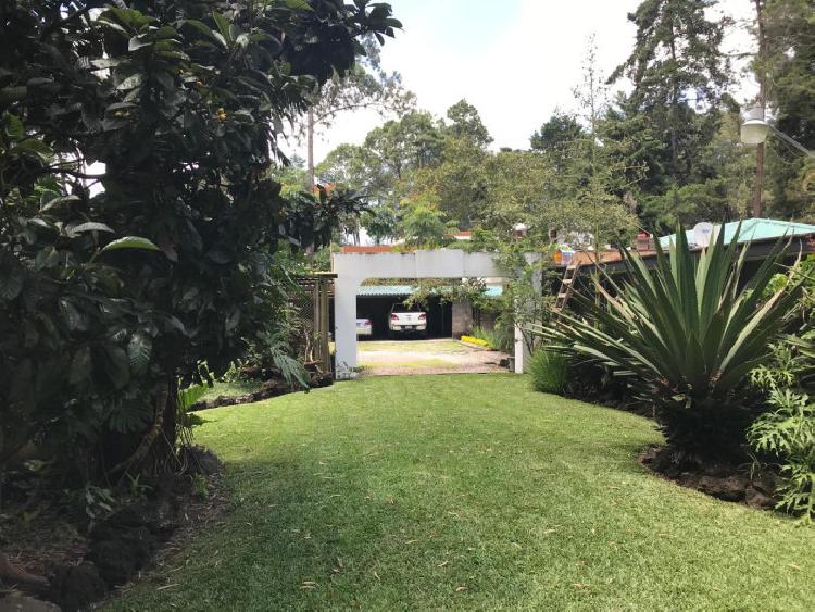 VENDO HERMOSA CASA EN ZONA 16 CERCA DE EMBAJADA AMERICA