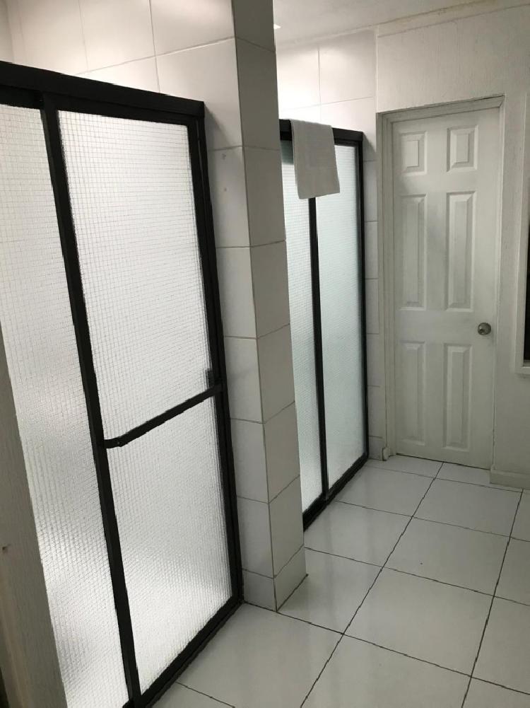 VENDO HERMOSA CASA EN ZONA 16 CERCA DE EMBAJADA AMERICA