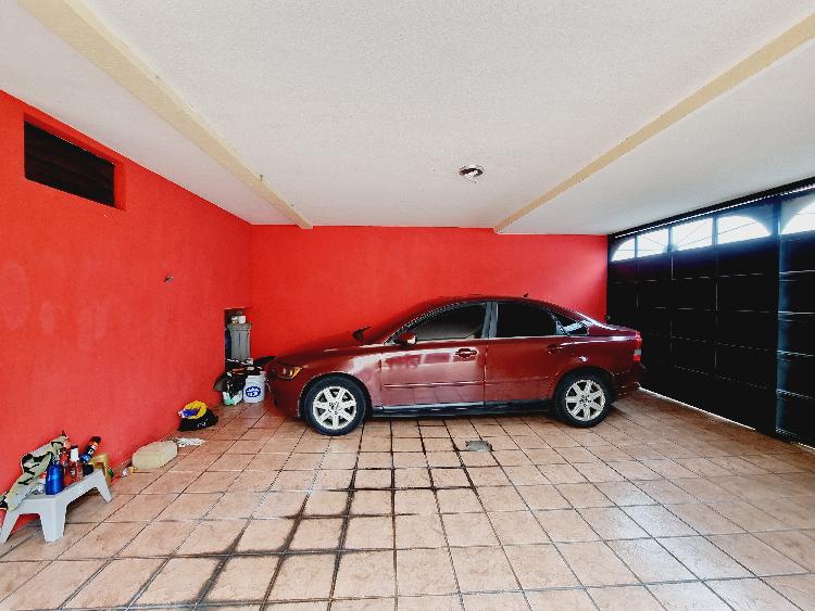 Vendo Casa en Jardines de Tulam Tzu III Zona 4 Mixco