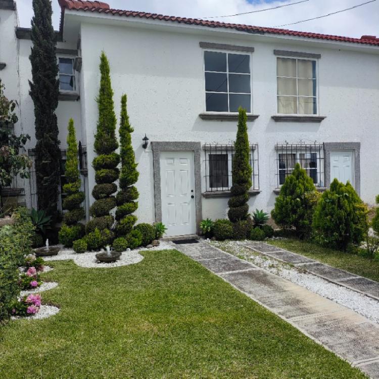 VENDO CASA EN CONDOMINIO FUENTES DEL VALLE NORTE