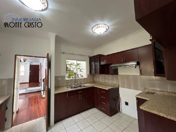 Casa en Venta en Condominio de Ciudad San Cristóbal