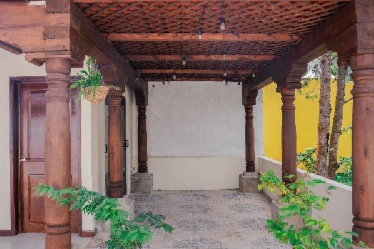 CASA EN VENTA EN ANTIGUA GARDENS/ SEVILLA / ALOTENANGO