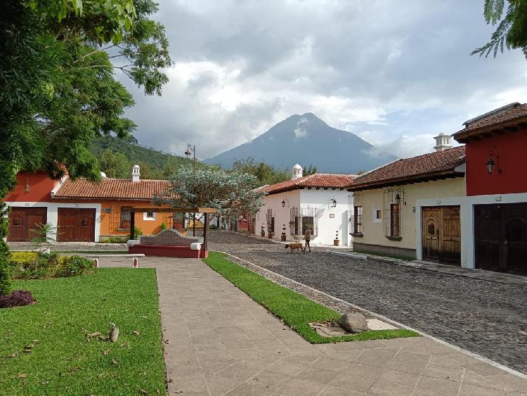 CASA EN VENTA EN SAN CRISTOBAL EL BAJO