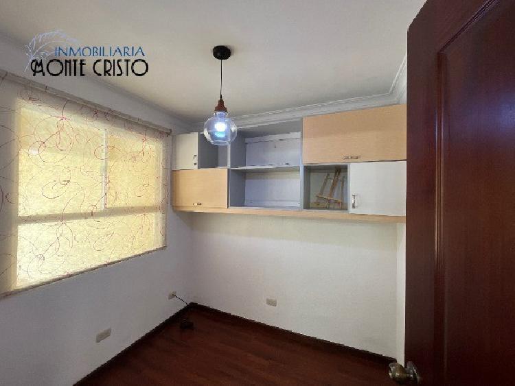 Casa en Venta en Condominio de Ciudad San Cristóbal