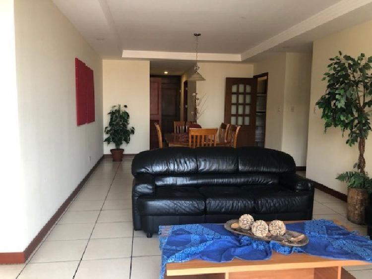  AMPLIO APARTAMENTO EN  VENTA,  UBICADO  EN  ZONA  10. 