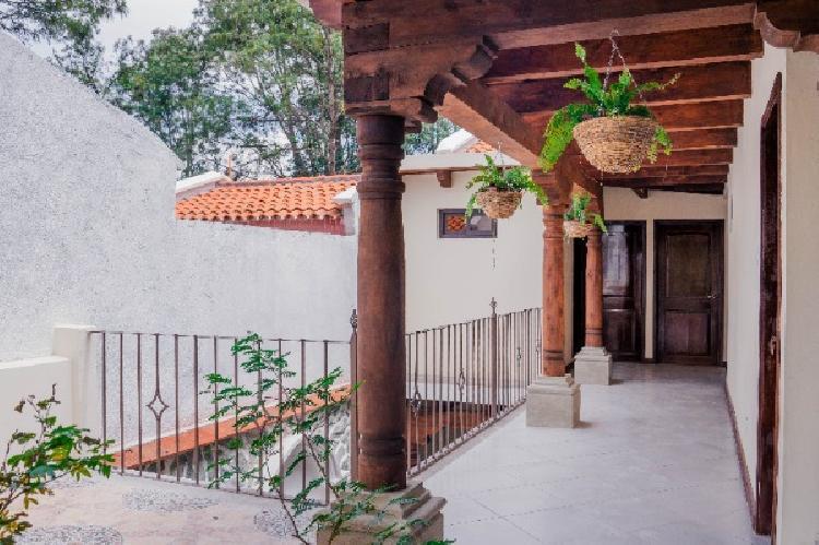 CASA EN VENTA EN ANTIGUA GARDENS/ SEVILLA / ALOTENANGO