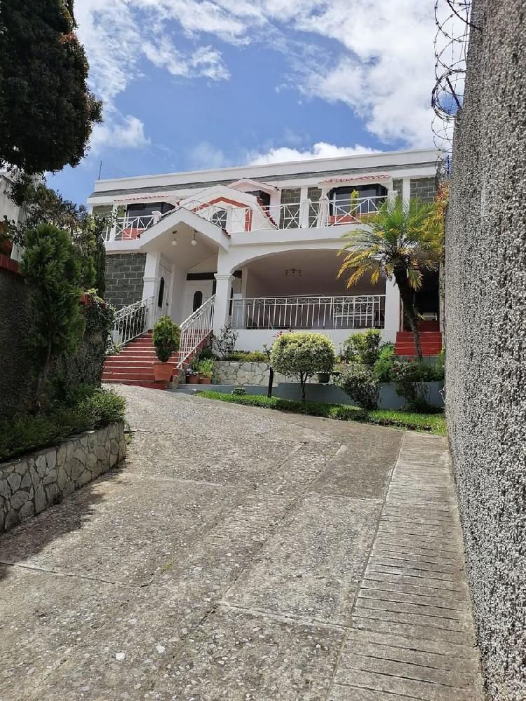 Casa en Venta en Loma Real San Cristobal