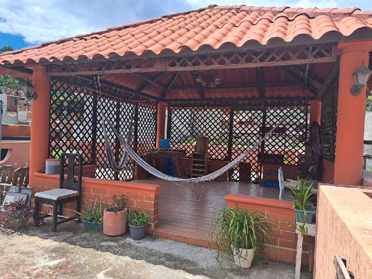 Casa amplia en Venta en Zona a 18