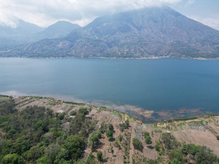 VENDO TERRENO A ORILLA DEL LAGO, SANTIAGO ATITLÁN 