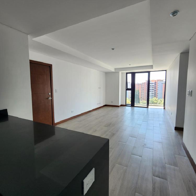 Apartamento 3 Dormitorios en Venta la Zona 10