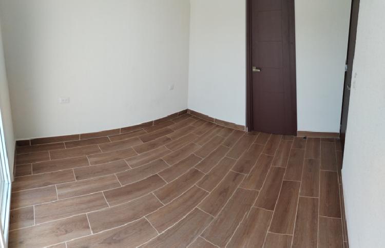 Apartamento en Renta Nivel 1 en Zona 16 Senderos 