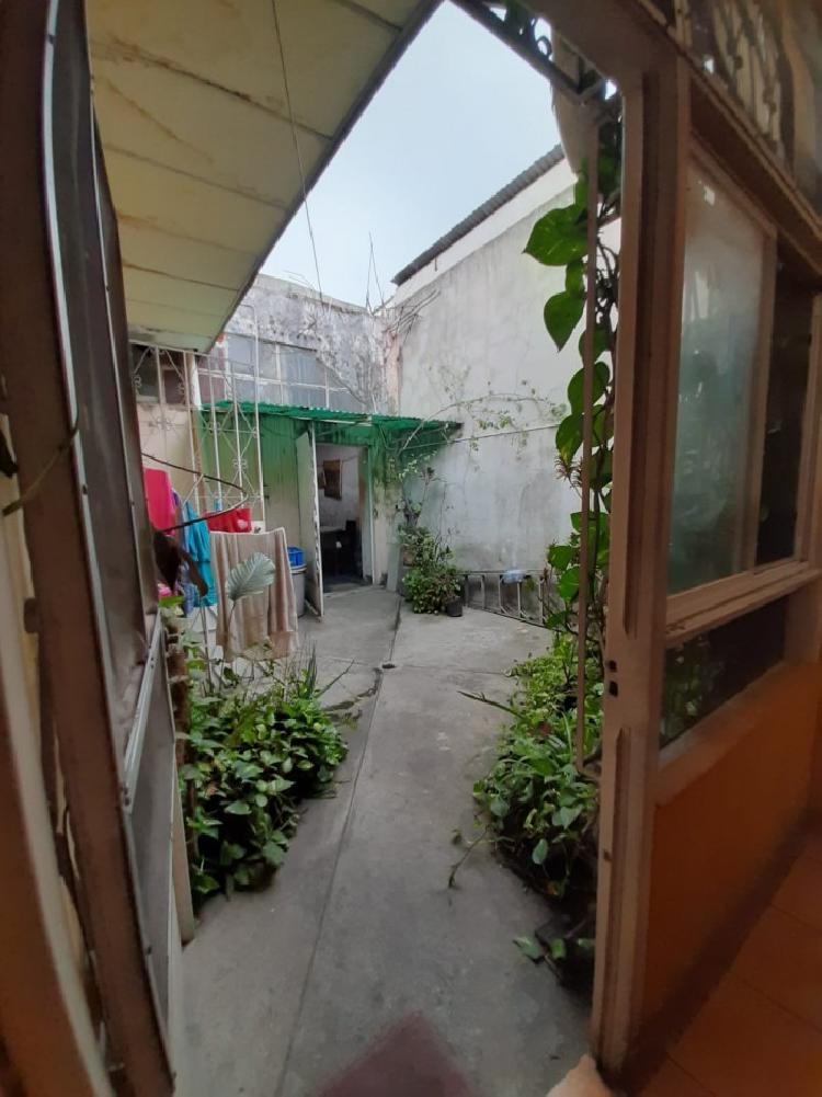 SE VENDE CASA COMERCIAL EN VÍA PRINCIPAL DE ESCUINTLA
