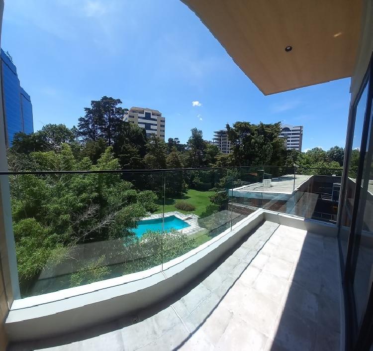 Apartamento en VENTA en décima avenida de la zona 14