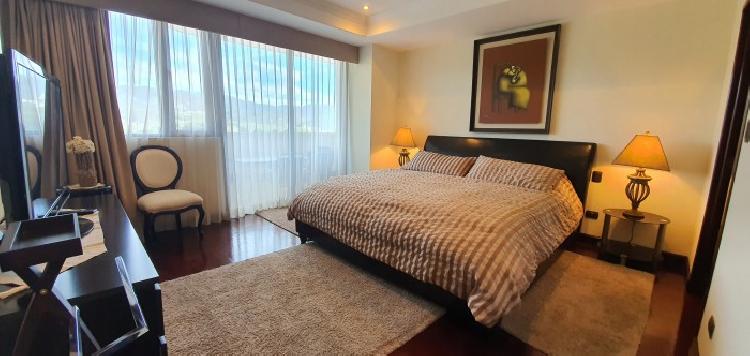 Apartamento en Renta o Venta Amueblado en Zona 14