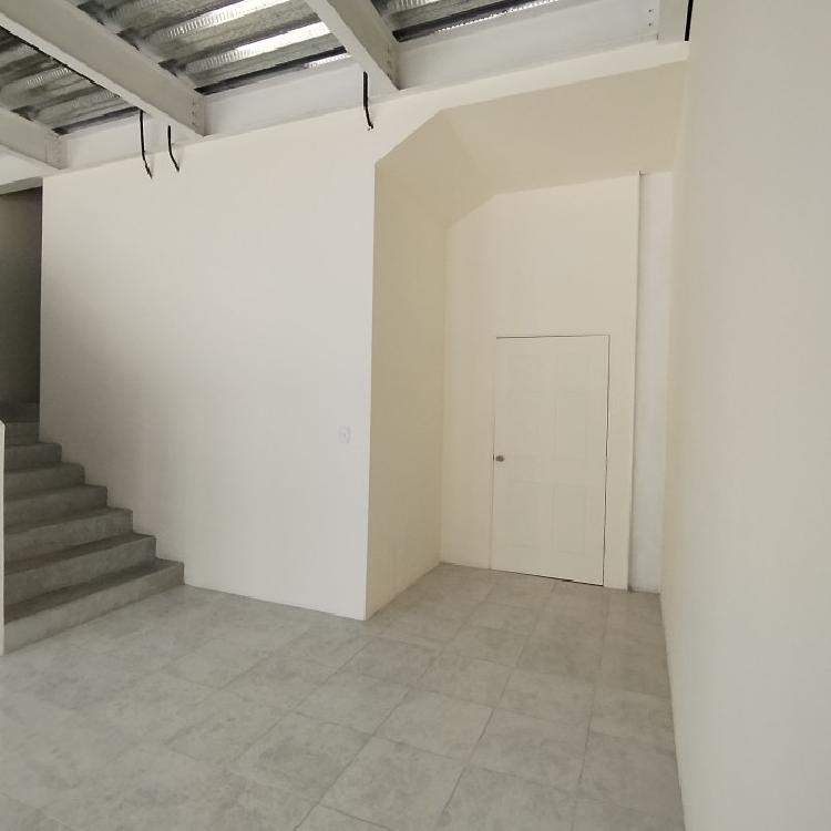 Ofibodega en venta en zona 2 de Mixco Interamericana