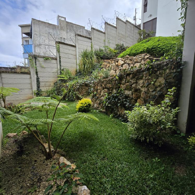 Casa en Venta en El Prado Zona 10 Guatemala