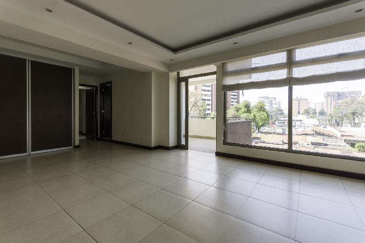 Apartamento de 2 domitorios en renta Zona 14