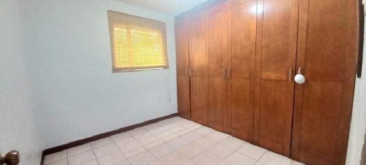 Apartamento en renta de 2 habitaciones en zona 7 