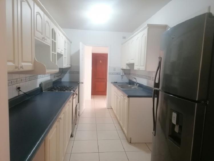 Apartamento con jardin en renta en zona 13 Guatemala