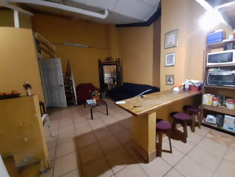 SE VENDE CASA COMERCIAL EN VÍA PRINCIPAL DE ESCUINTLA